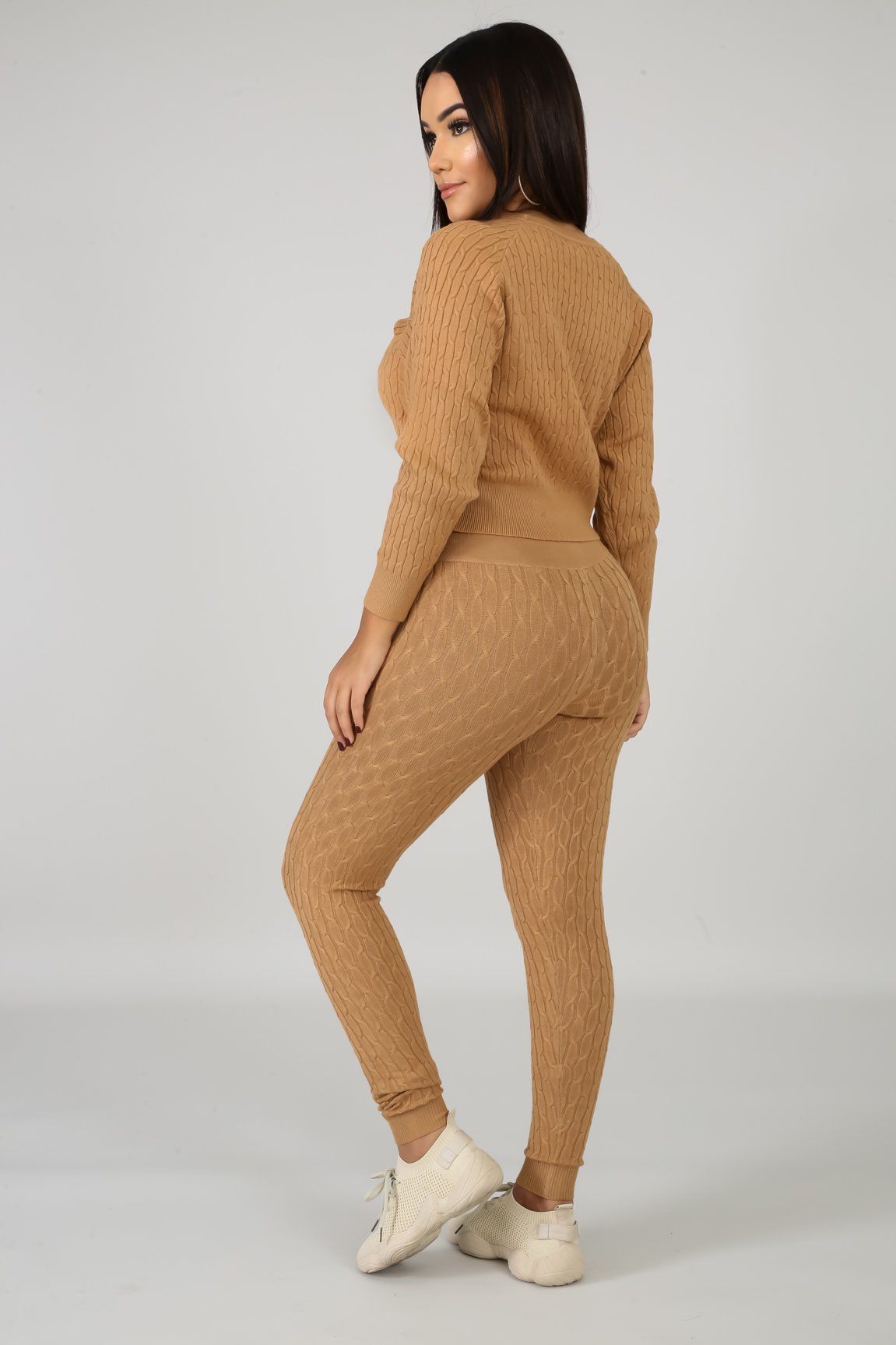 Crossing Paths Jogger Set | GitiOnline