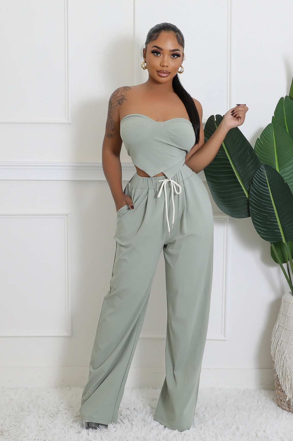 The Outlook Pant Set